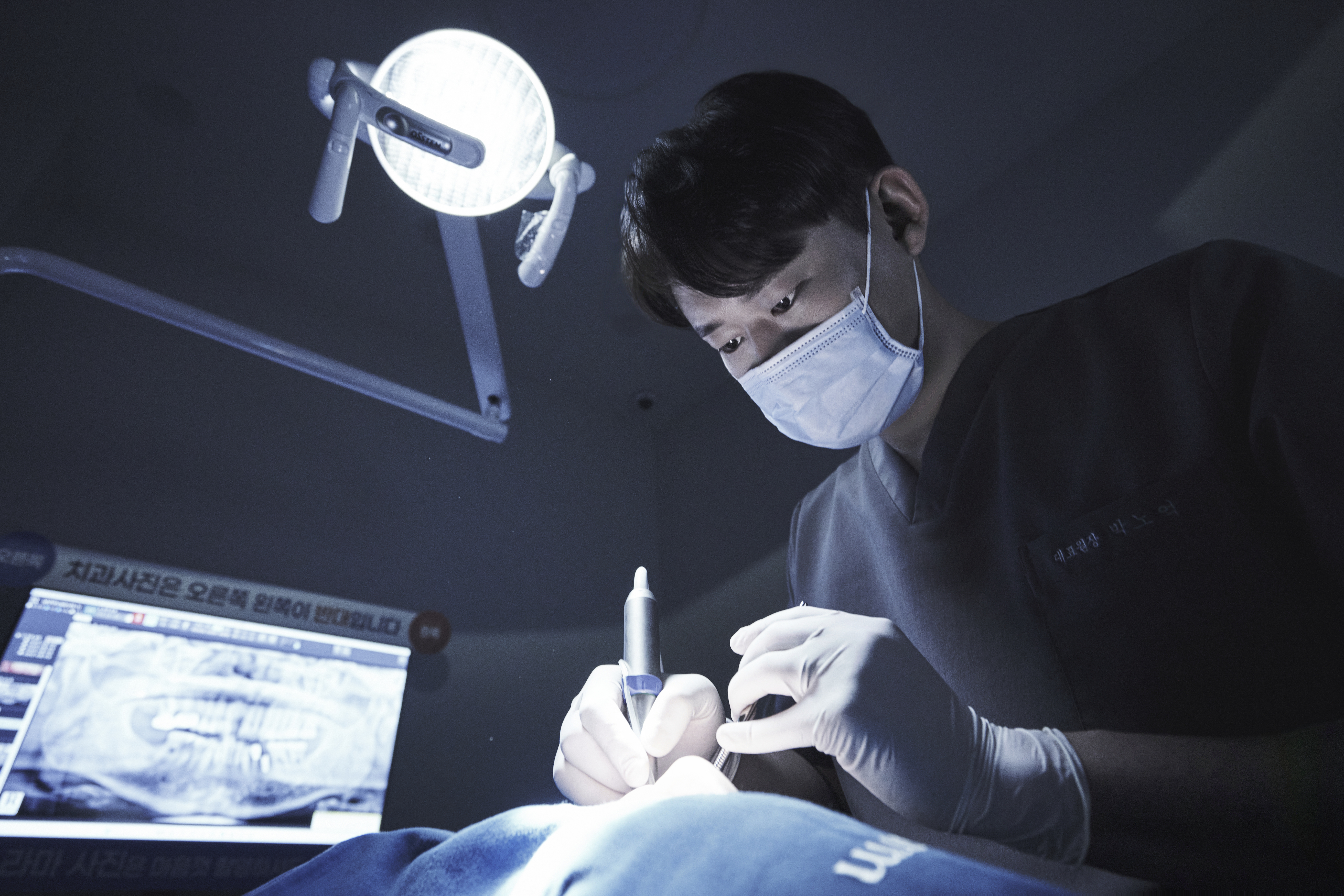 임플란트 후 뼈가 부족할 때: 뼈이식 임플란트의 모든 것