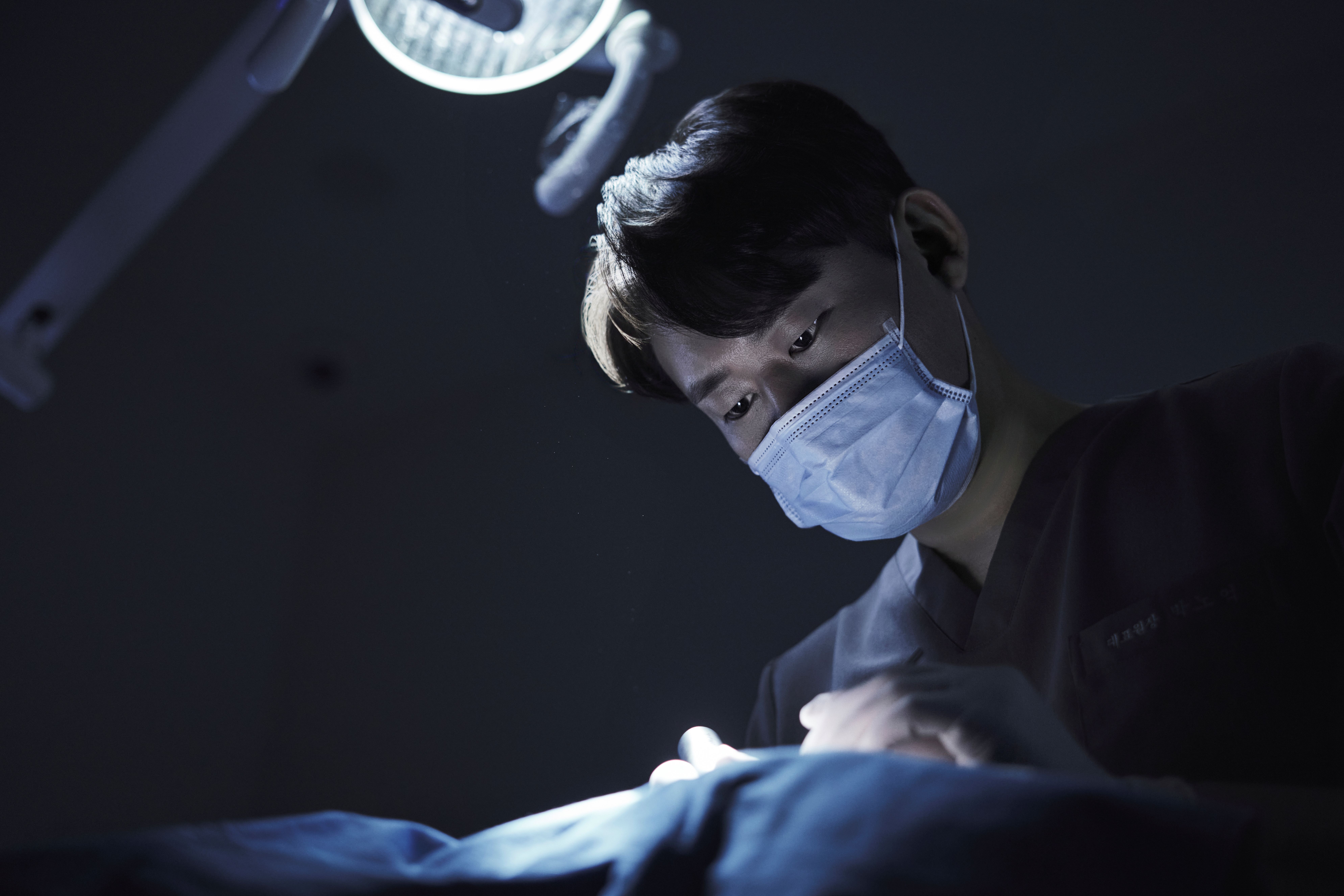 창원 상남동 치과, 어떤 경우에 치아를 빼야하나요